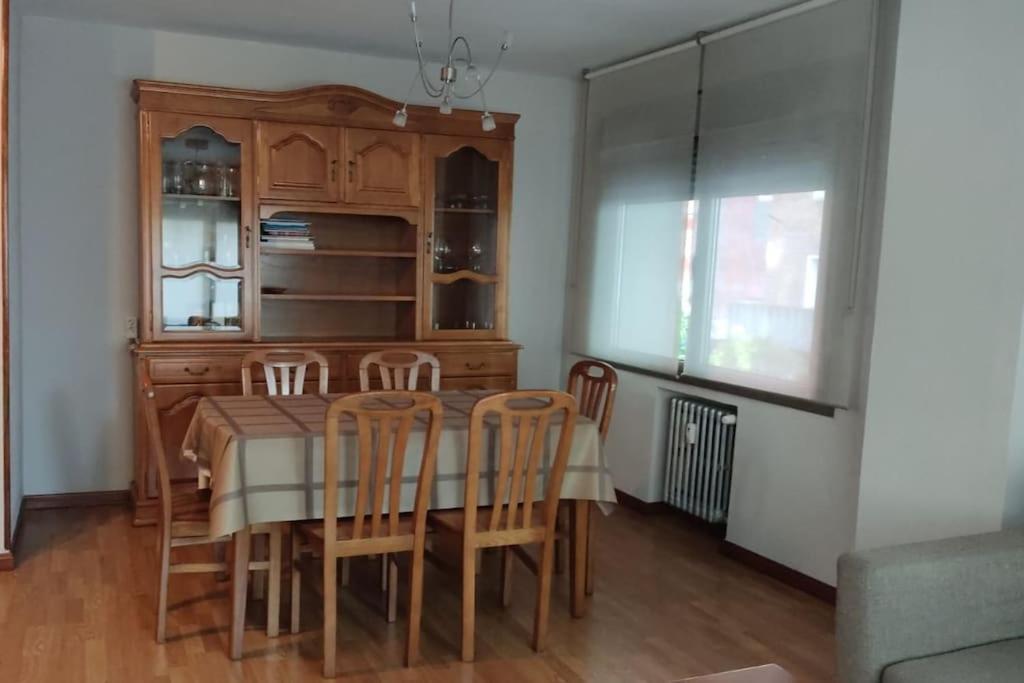 Apartamento 2ª Linea De Playa. Gijón